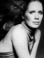  . Liv Ullmann.